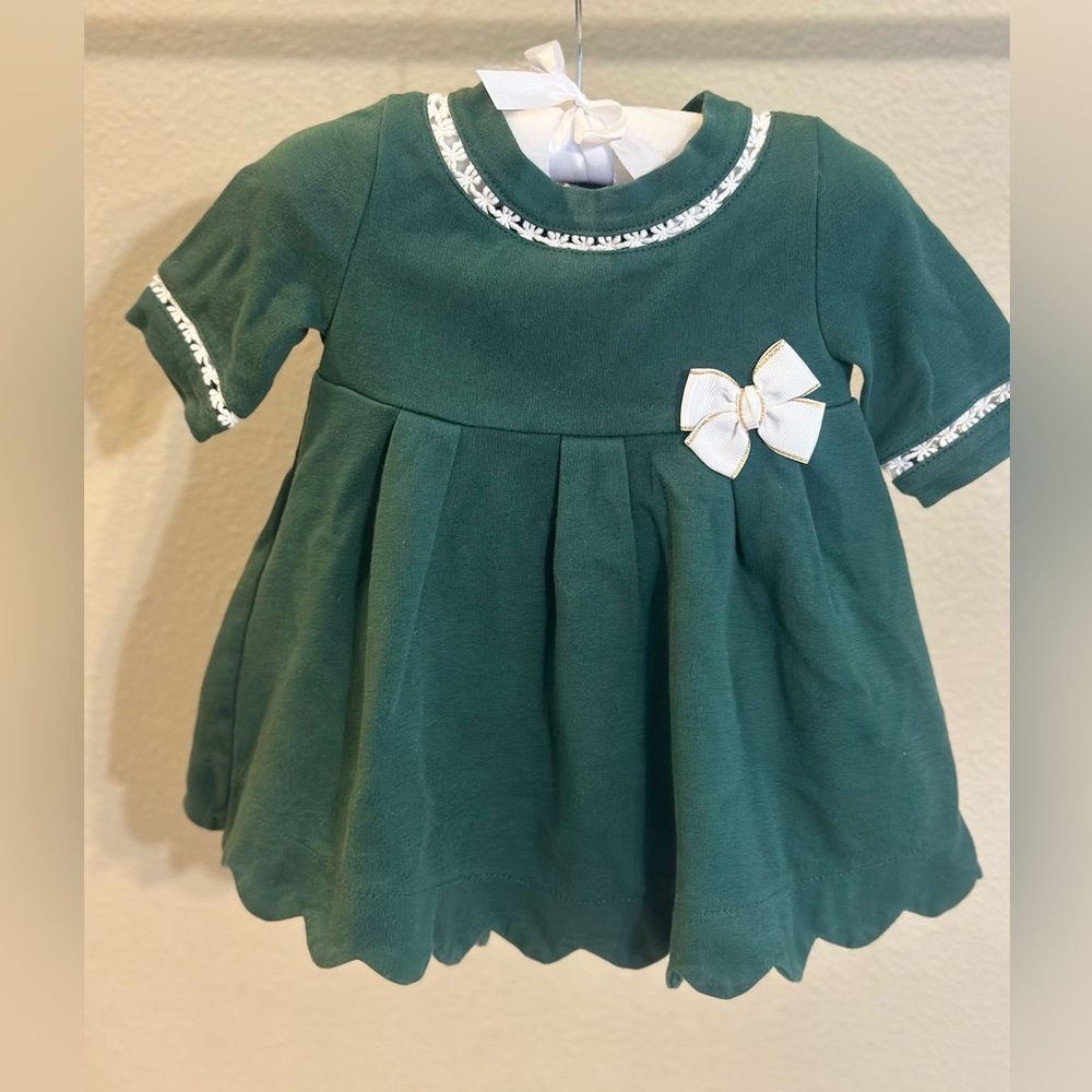 TAHARI 18M EMERALD GREEN DRESS